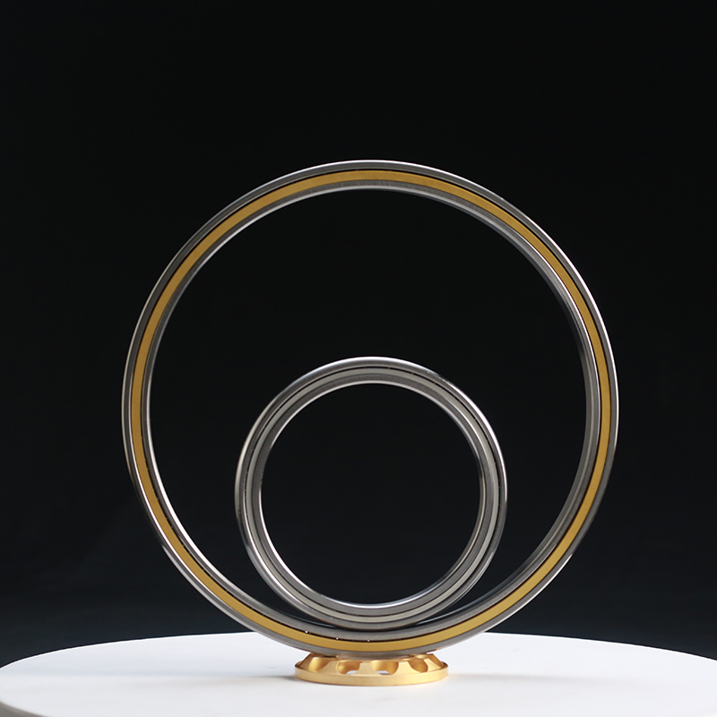 Thin-wall angular contact ball bearing with equal section